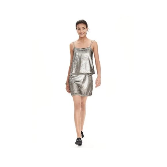 NWT BANANA REPUBLIC STRAPPY SEQUIN DRESS LINED SILVER SIZE 4 - Picture 1 of 5